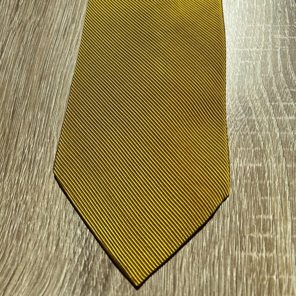 Brooks Brothers Gold Tie